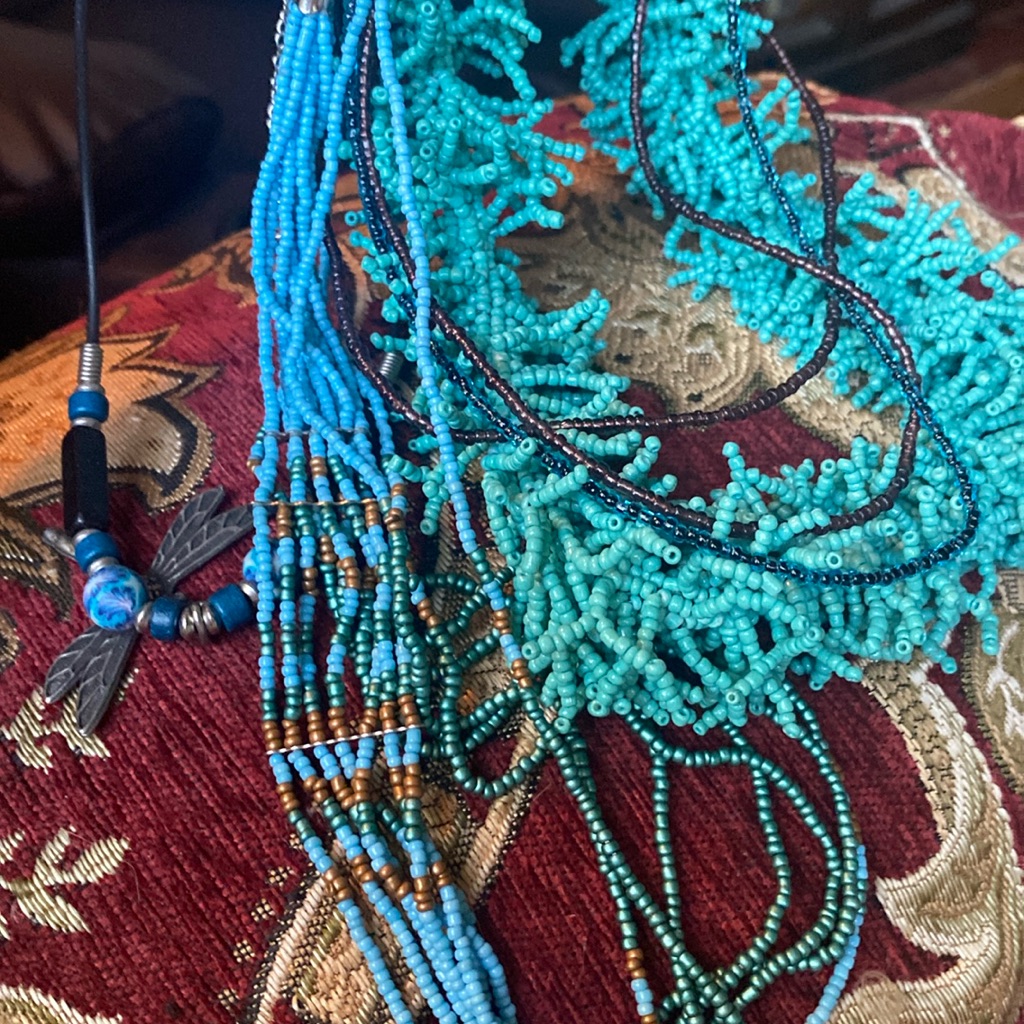 Beautiful Beaded Necklace Collection! (Tx)